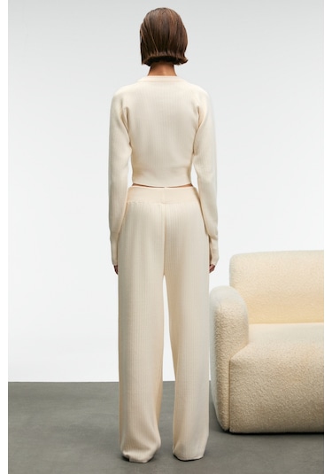 Grımelange Marıposa Kadın Yuvarlak Yaka Çizgi Desenli Crop Geniş Paça Triko Ekru Alt-üst Takım ekru