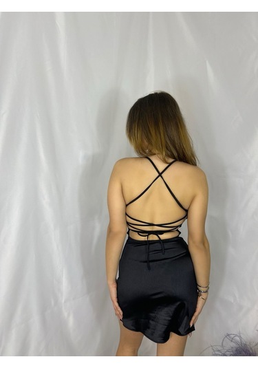 Siyah Saten Çapraz Bağlamalı Party Elbisesi Siyah