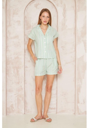 Kadın Özel Kumaş Ceket Yaka Beli Lastikli Kısa Kol Gömlek Cepli Şort Takım 3625290 Yeşil - Beyaz