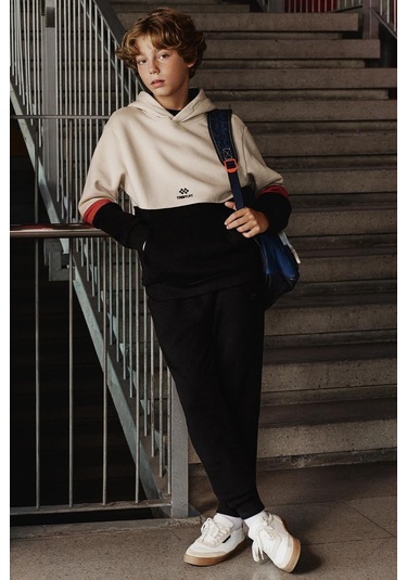 Tommy Life Bej-siyah Pamuklu Kalın İçi Tüylü Yumuşak Dokulu Standart Fit Nakışlı Erkek Çocuk Eşofman Takım - 1 Bej