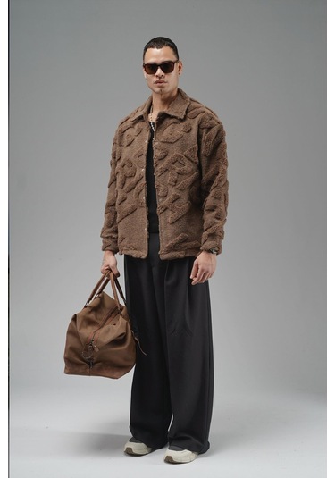 Oversize Önü Çıtçıt Kapamalı Astarsız Ve Cepsiz Peluş Ceket Kahverengi