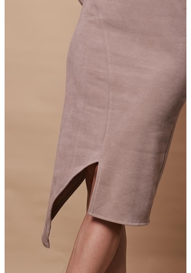 Kadın Likralı Triko Kumaş Tam Balıkçı Asimetrik Uzun Kol Diz Boy Elbise-bej Bej