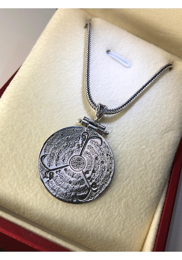 İhlas Felâk Nas Süresi Kazıma 925 Gümüş Işıklı Kutuda Sevgiliye Eşe Anneye Kolye