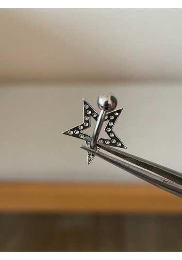 316 L Cerrahi Çelik Parlak Taşlı Yıldız Şeklinde Göbek Piercingi Gümüş