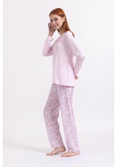 Kadın Dört Mevsim Dantel Desenli Melisa Kumaş Yüksek Kalite Yuvarlak Yaka Pijama Takımı 1361 - Pembe Kadın Dört Mevsim Dantel Desenli Melisa Kumaş Yüksek Kalite Yuvarlak Yaka Pijama Takımı 1361 - Pembe