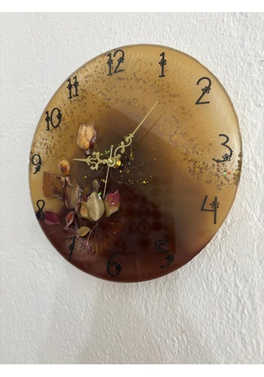 Pelince - Beyaz Gül - Koyu Kahverengi - Epoksi Duvar Saati Özel Tasarım - Tek Üretim - 30 Cm Siyah