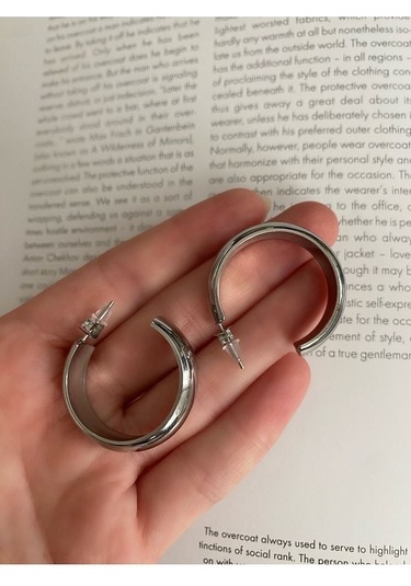 Kadın Halka Gümüş Renk Çelik Kararmaz Küpe Çifti Altın