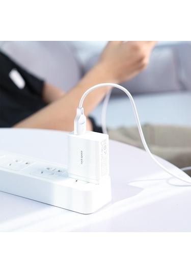 Rock Space Z15 Type-C Şarj Ve Data Aktarım Kablosu 1Mt 2A-Siyah