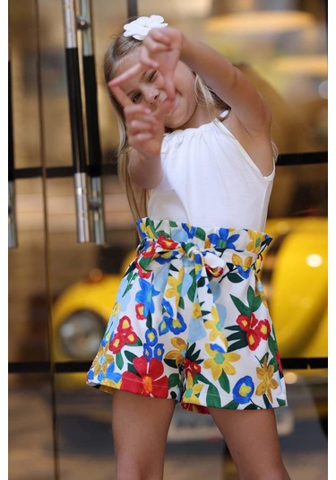 Riccotarz Kız Çocuk Renkli Flower Baskı Ve Halter Yaka White Bluz Şortlu Takım 001