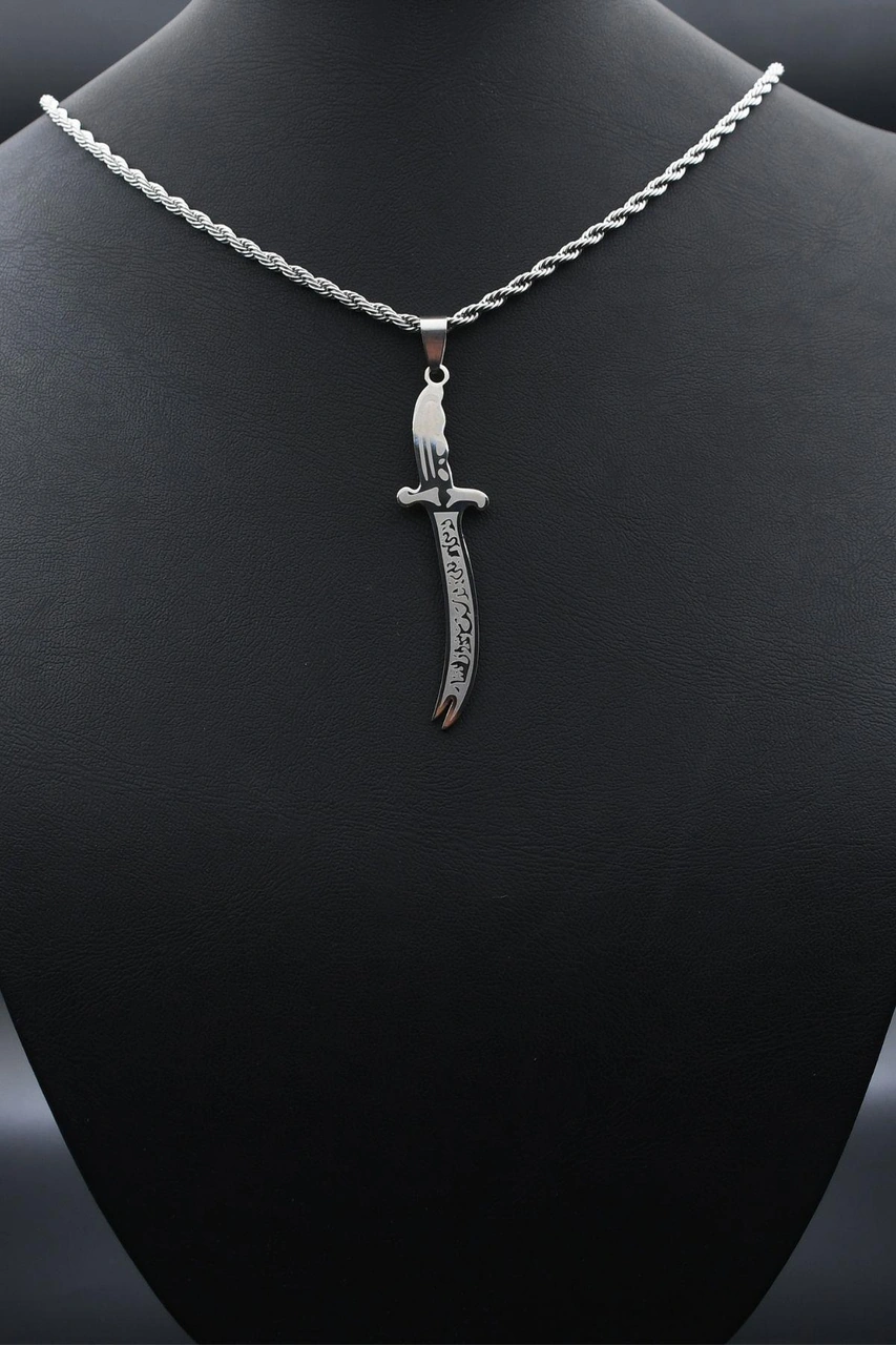 La Feta İlla Ali La Seyfe İlla Zülfikar Yazlı Kolye Paslanmaz Çelik Zincir 3mm 902304 Gümüş