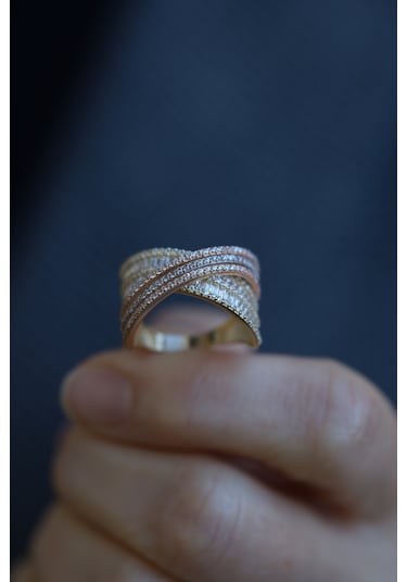 Yenigün Kuyumculuk 14 Ayar Altın Üç Renkli Baget Sarmalı Yüzük Yzk26575