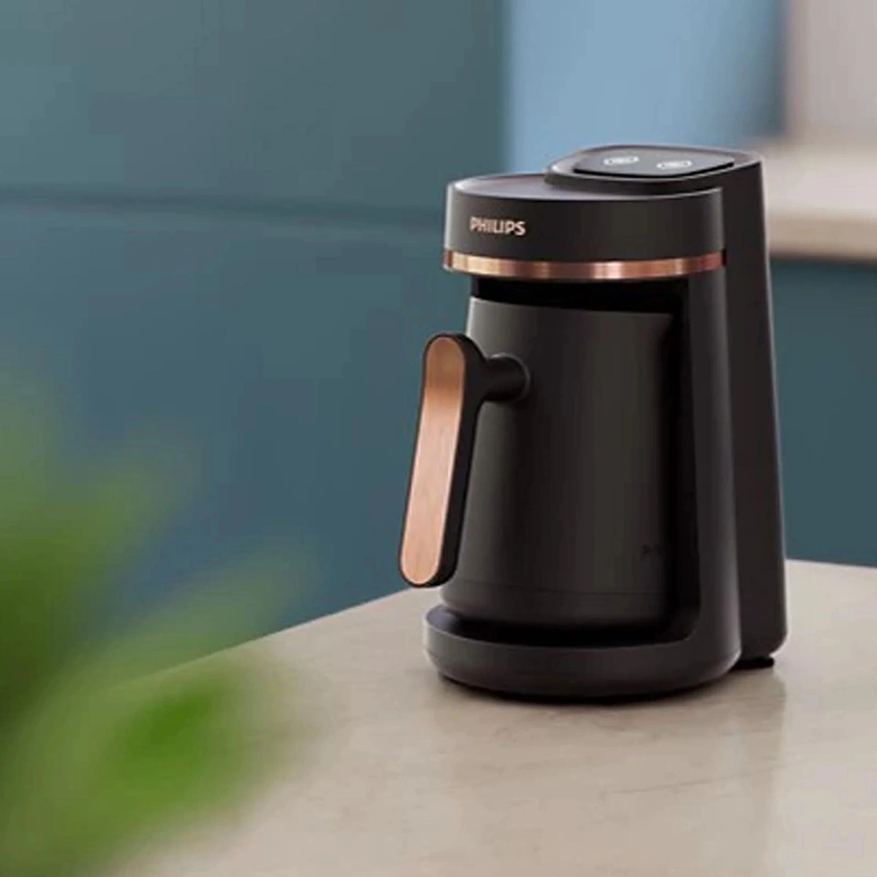 Philips Azur DST8040/30 Buharlı Ütü + HDA150/60 Türk Kahve Makinesi