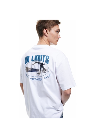 Koton Kısa Kollu Bisiklet Yaka Pamuklu Arkası Baskılı Tişört Beyaz 5sam10183hk Beyaz