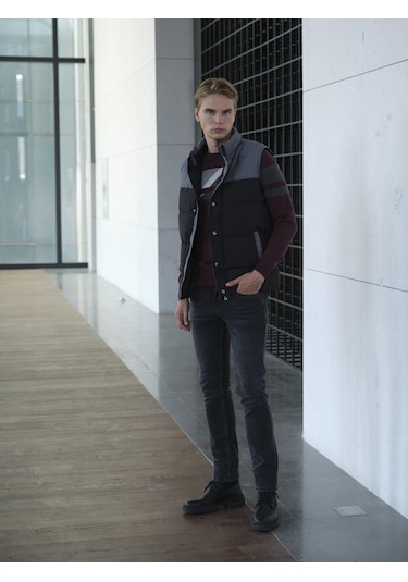 Erkek Slim Fit Siyah Rüzgar Ve Su Itici Termo Iç Astarlı Nefes Alabilen Yelek Ncs Jeans 4514-Siyah
