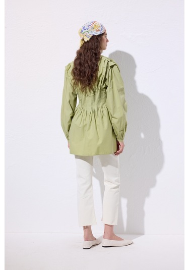 Beli Pile Detaylı Uzun Kol Bluz Yeşil Yeşil