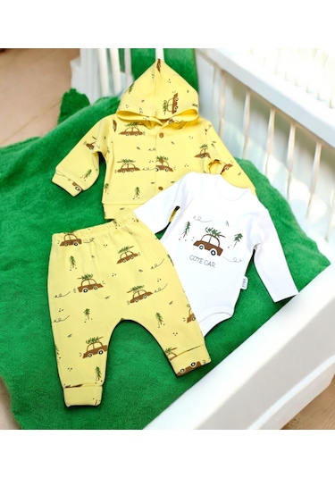 Araba Desenli Hırkalı Erkek Bebek Takım sarı