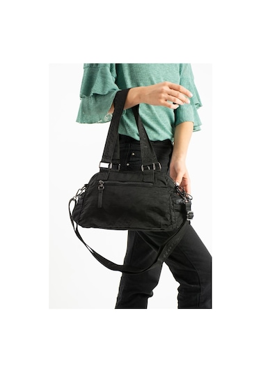 Kadın Omuz Çantası Çapraz Askılı Postacı Bayan Çantası 21 31 Cm Poliamid Hafif Kumaş Kol Çantası Siyah