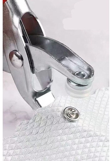 Dikiş Projelerinde Kullanımı Kolay Metal Çıtçıt Pensesi Ve 25'li Düğme Seti İle El İşi Eğlencesi