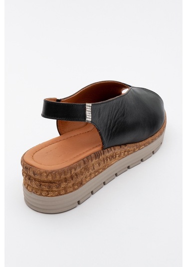 Blom Siyah Hakiki Deri Kadın Dolgu Topuk Sandalet Siyah