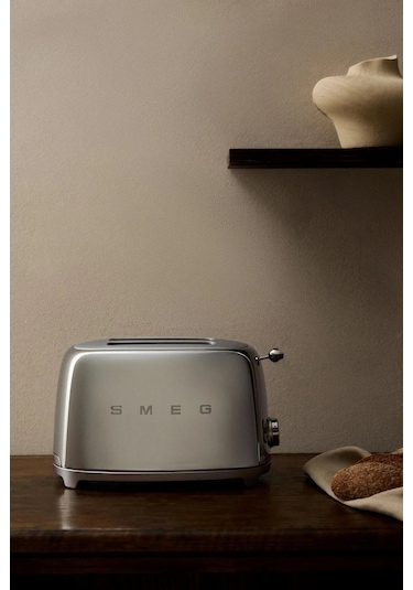 Smeg TSF01 2 Dilim Ekmek Kızartma Makinesi Krom