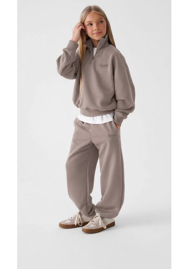 Lacıel Parıs Dik Yaka Kabartma Logolu Çocuk Eşofman Takım Kahverengi