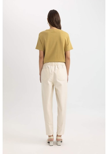 Defacto Paperbag Gabardin Pantolon Yüksek Bel Cepli Basic Düz Standart Paça S2790AZ24SMER99 Ekru Defacto Paperbag Gabardin Pantolon Yüksek Bel Cepli Basic Düz Standart Paça S2790AZ24SMER99 Ekru