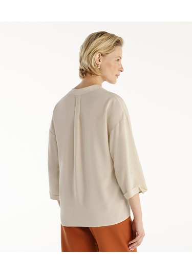 Yargıcı Yaka Detaylı Bluz KEMİK Kemik