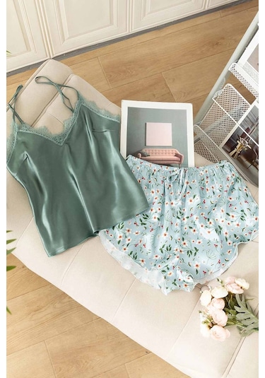 Merry See Dantel İşlemeli Çiçek Desenli Şort Pijama Takımı Yeşil