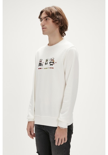 Bad Bear Play Hard Crewneck Beyaz Seatshırt Erkek 23.02.12.018 001 Bad Bear Play Hard Crewneck Beyaz Seatshırt Erkek 23.02.12.018 001