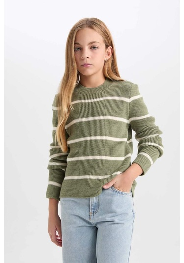 DeFacto Kız Çocuk Fitted Bisiklet Yaka Triko Kazak D1392A824WNKH488 Haki