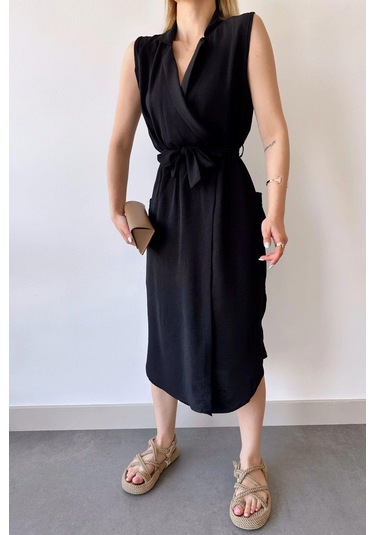 Kadın Siyah Kalın Askılı, Kruvaze Yaka, Düz Desen, Aerobin Yırtmaçlı, Kemerli Midi Elbise Siyah