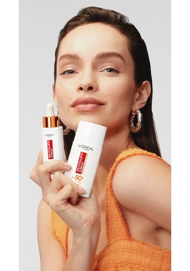 L'Oréal Paris Revitalift Clinical Leke Karşıtı Güneş Koruyucu Yüz Kremi SPF50+ 2 x 50 ML