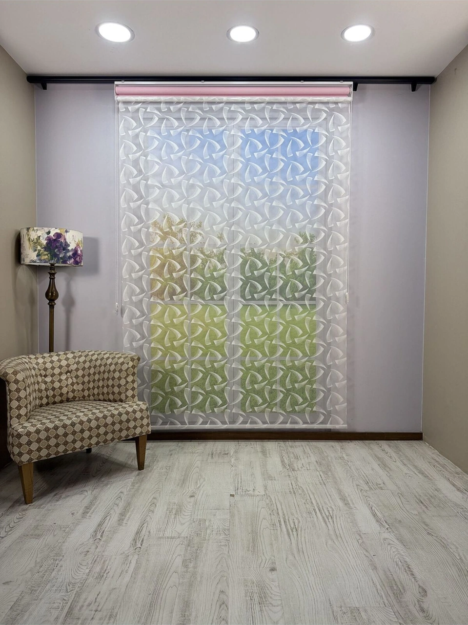 Nova Serisi Üç Yaprak Desenli Çift Mekanizmalı Beyaz Tül Pembe Stor Perde Pembe