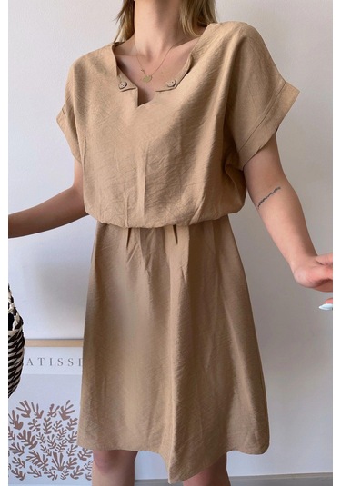 Kadın Bej Kısa Kol, Kalp Yaka, Dokulu Desen, Bele Oturan, Aerobin Lastikli Bel Midi Elbise Bej