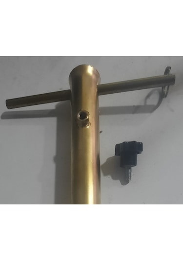 Emekbağlantı Plaj Şemsiye Kazığı 2,9 Cm X 55 Cm (Yeni Tasarım Metal Gövde)