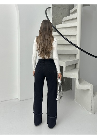 Kadın Ters Paça Püskül İşlemli Bol Paça Kot Pantolon Siyah
