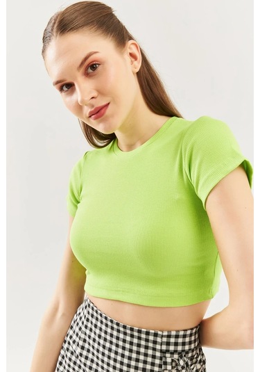 Kadın Kısa Kol Bisiklet Yaka Vücuda Oturan %100 Pamuklu Kaşkorse Esnek Crop Bluz Fıstık Yeşili