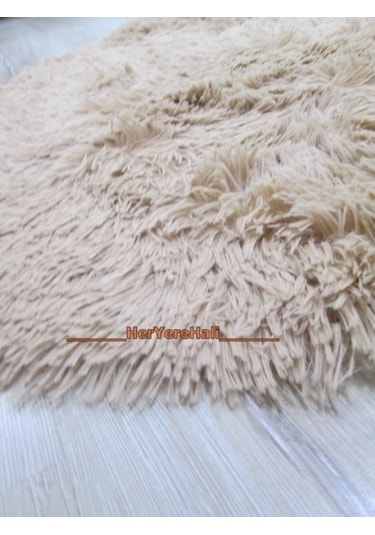 Doğuş Tavşan Tüyü Bej 100X140Cm Kalp Şeklinde Halı
