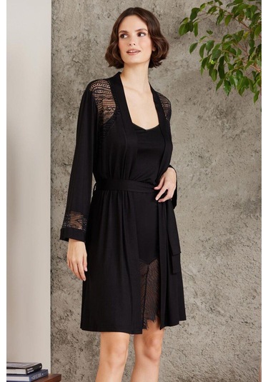 Pierre Cardin 4015 Penye Dantelli Gecelik Ve Sabahlık Takım Siyah Pierre Cardin 4015 Penye Dantelli Gecelik Ve Sabahlık Takım Siyah