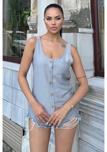 Kadın Gri Yuvarlak Yaka Ve Düğme Detaylı, Kalın Askılı Keten Atlet Bluz Gri