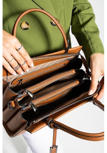 Kadın Omuz Çantası 30 25 Cm Kutu Model Çapraz Askılı Postacı Çanta Mega Çanta Business Kol Çantası Taba