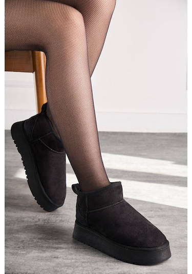 400U Kalın Taban Ultra Mini Süet Günlük Kadın Bot – Siyah