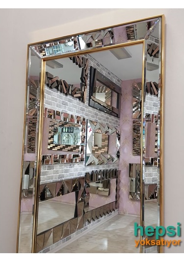 Ayna Çerçeveli Model Altın Renk Boy Aynası Altın