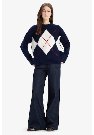 DeFacto Oversize Geniş Kalıp Baklava Dilimli Bisiklet Yaka Triko Kazak F1233AX25SPNV131 Lacivert DeFacto Oversize Geniş Kalıp Baklava Dilimli Bisiklet Yaka Triko Kazak F1233AX25SPNV131 Lacivert