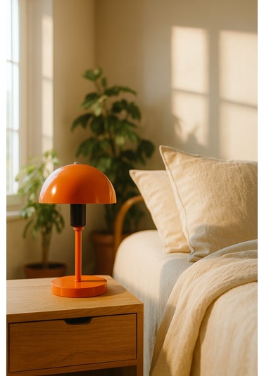 Modern Turuncu Metal Masa Lambası Mantar Başlıklı Dekoratif Masa Ve Komodin Lambası Turuncu
