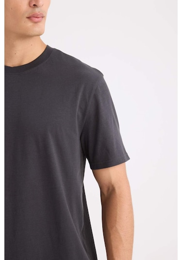 DeFacto %100 Pamuk New Regular Fit Bisiklet Yaka Basic Düz Kısa Kollu Tişört V7699AZ25SPAR214