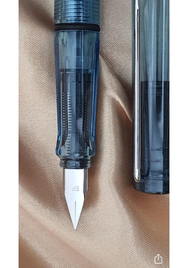 Jinhao Dolma Kalem Şeffaf Ef 0,38Uç Kalem+5 Kartuş Renk Seçenekli Şeffaf Yeşil