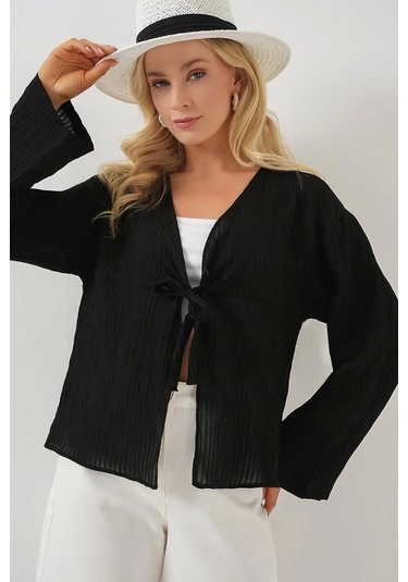 Önü Bağcıklı Bluz 952 - Siyah Si Yah