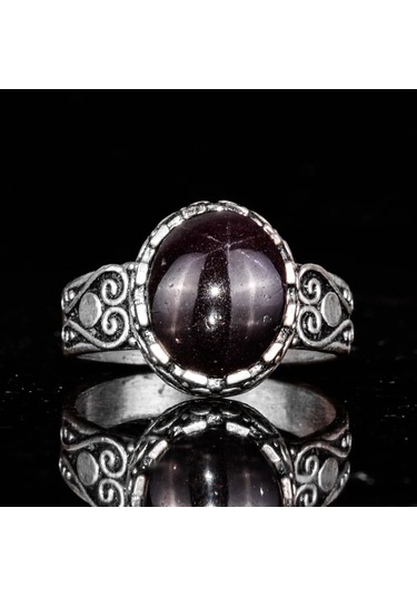 925 Ayar Gümüş Erkek Yüzük - Doğal Yıldız Granat Taşı İle El Yapımı Kalp Deseni Gümüş