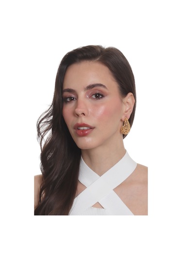 Labalaba Kadın Telkari Görünümlü Çiçek Motifli Çivili Model Damla Formlu Küpe - Altın Altın